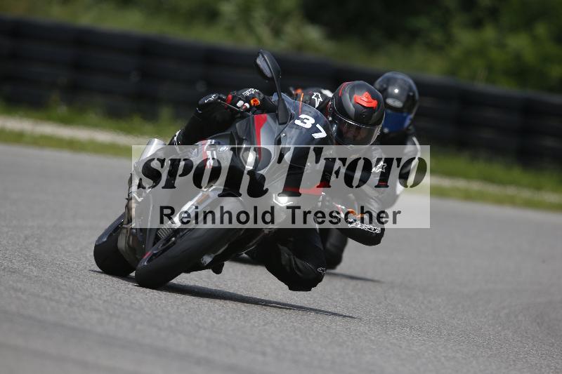 /Archiv-2024/29 12.06.2024 MOTO.CH Track Day ADR/Gruppe gelb/37